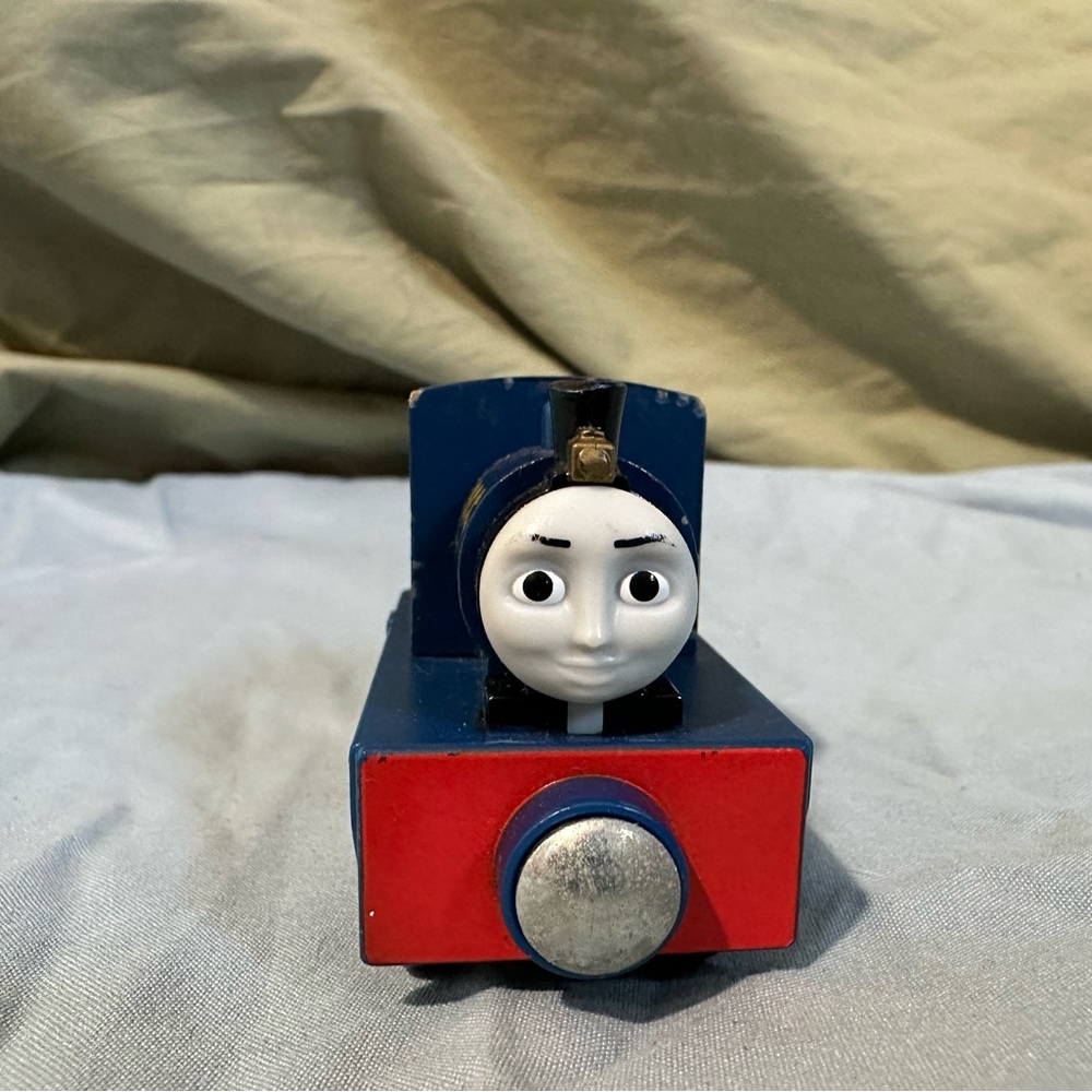 Thomas & Friends wooden railway Timothy the SCC Engine BDG07